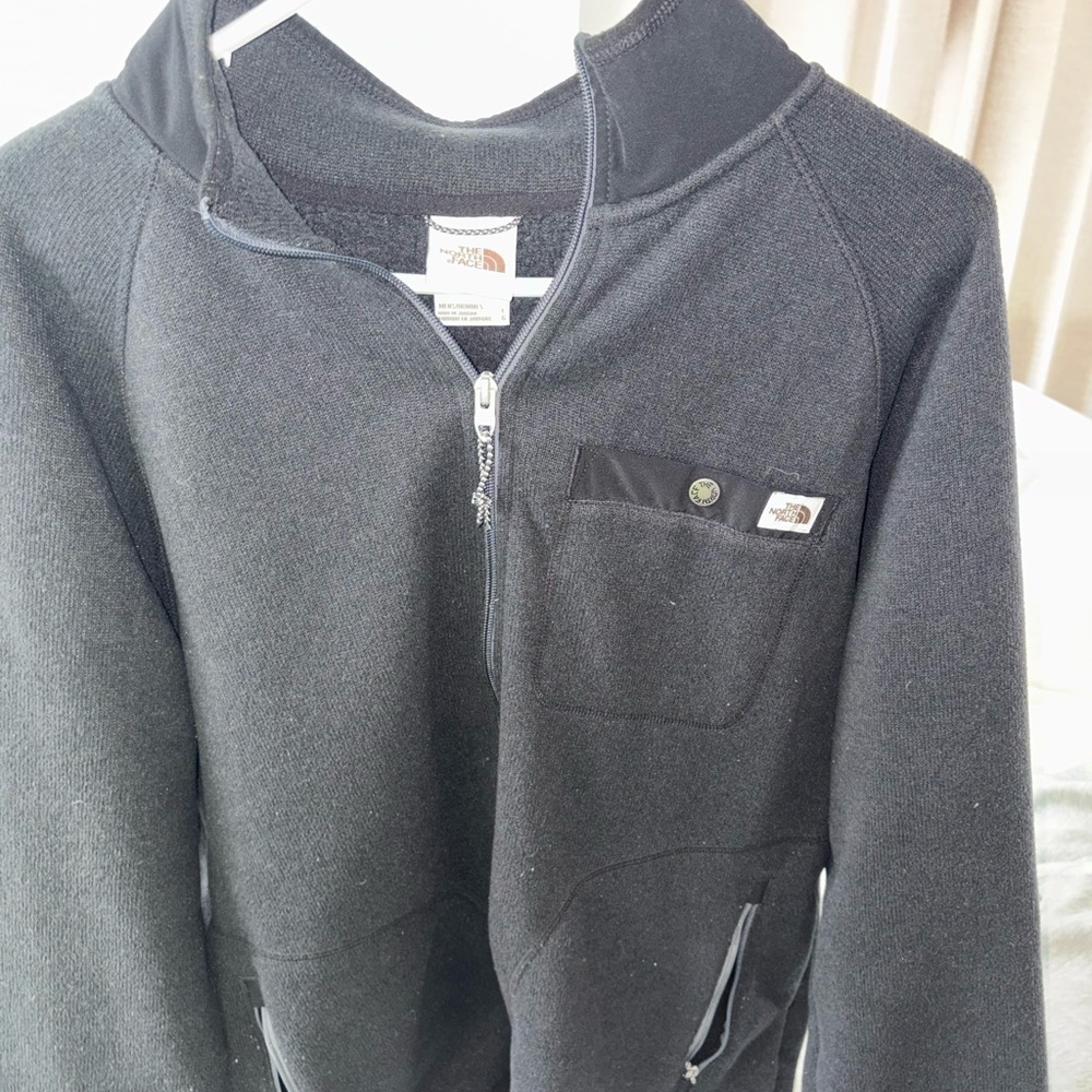 The North Face Dark Gray Quarter-Zip Pullover